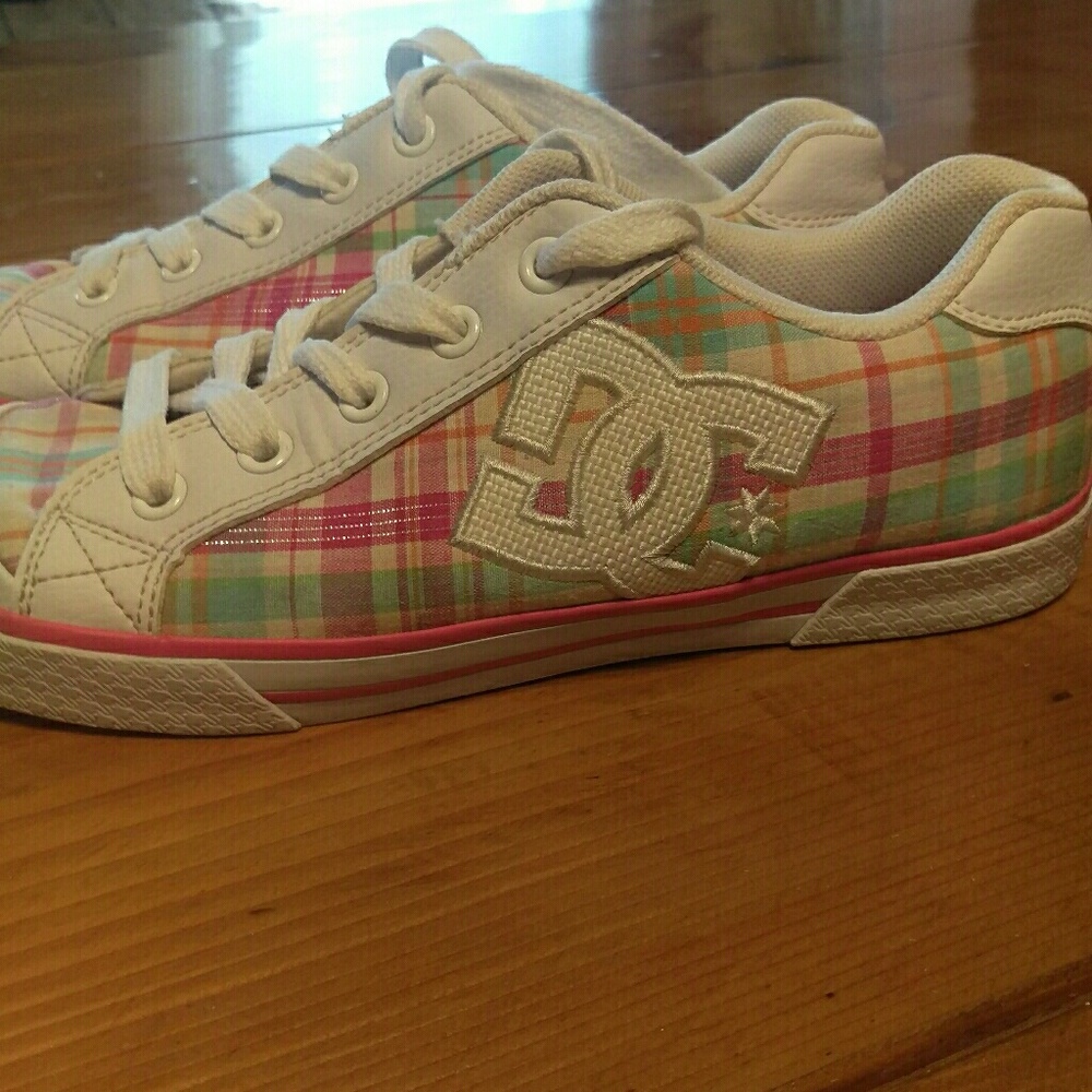 DC shoes
